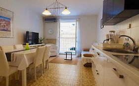 Prokonzul 2BR apartment in old town