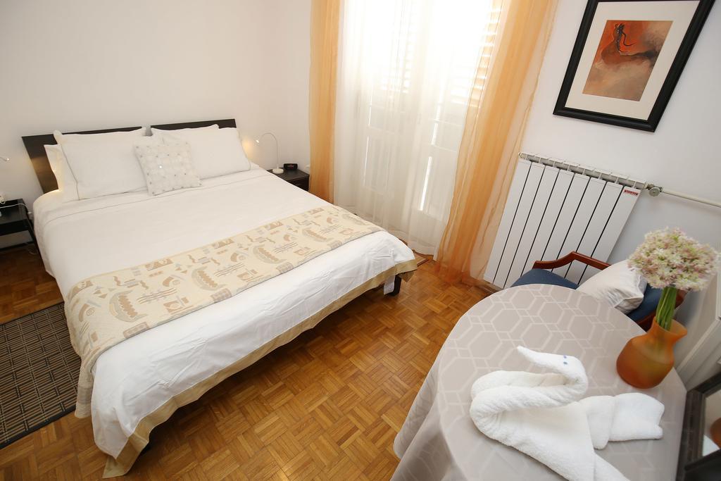 Prokonzul 2BR apartment in old town Zadar Zewnętrze zdjęcie